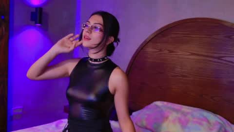 Viper  online show from 04/22/26, 04:26