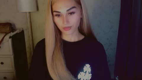 Pearl online show from 02/03/26, 02:53