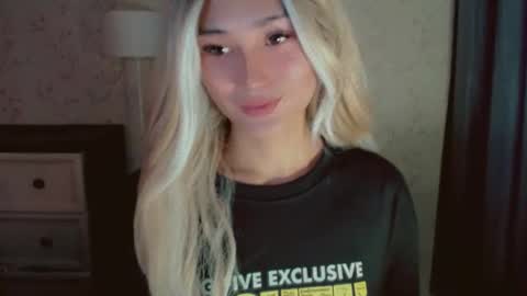 Pearl online show from 03/21/26, 02:16