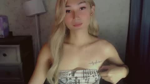 Pearl online show from 04/20/26, 05:21