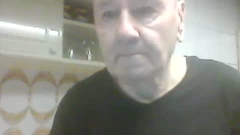 Snapshot of virgomandel chatting on 12/23/25, 05:38 virgomandel online show from 12/23/25, 05:38