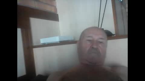 Snapshot of virgomandel chatting on 05/25/26, 03:51 virgomandel online show from 05/25/26, 03:51