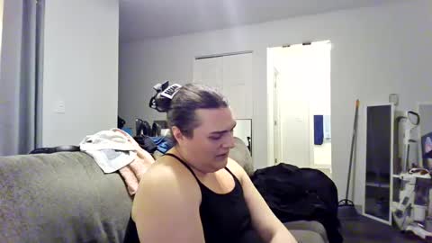 priscilla online show from 10/03/25, 02:30