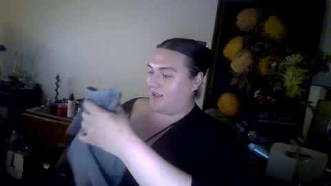 priscilla online show from 05/25/26, 06:08