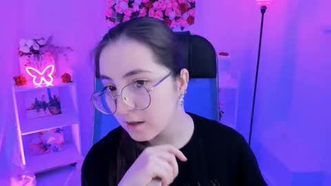 your love online show from 10/20/25, 07:20