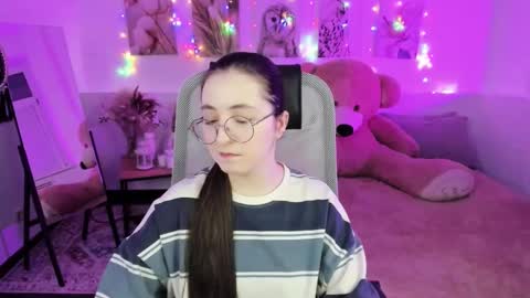 your love online show from 02/19/26, 01:45