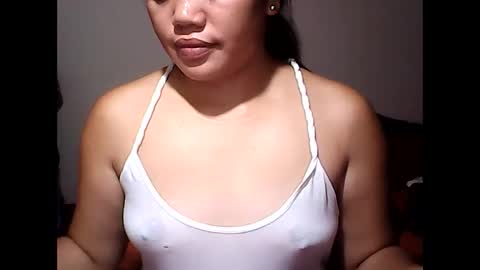 Snapshot of visayan_beauty26 chatting on 05/22/26, 11:21 visayan_beauty26 online show from 05/22/26, 11:21
