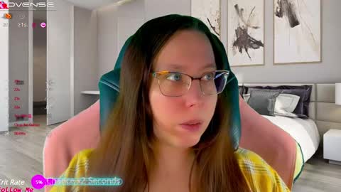 Snapshot of visecret chatting on 01/07/25, 06:27 Victoria Romans online show from 01/07/25, 06:27
