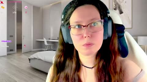 Victoria Romans online show from 04/04/26, 11:40