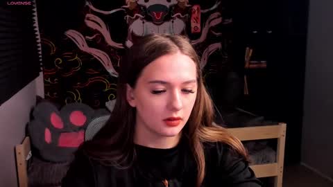 Snapshot of vitajoy_ chatting on 02/25/25, 07:03 Vita online show from 02/25/25, 07:03