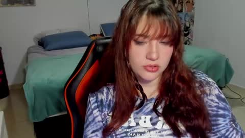 Snapshot of vitaxviper chatting on 02/04/25, 11:27 Vit a Viper online show from 02/04/25, 11:27