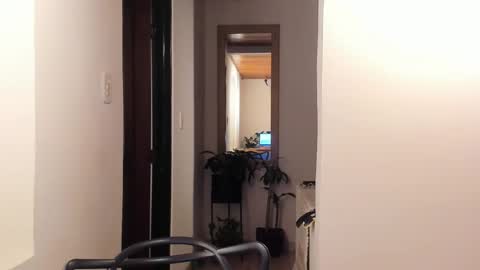 Snapshot of vito_ferrero chatting on 02/13/25, 03:29 Vito Ferrer online show from 02/13/25, 03:29