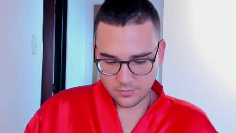 Snapshot of vito_ferrero chatting on 02/24/25, 12:05 Vito Ferrer online show from 02/24/25, 12:05