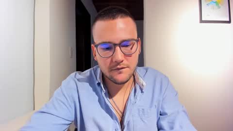 Snapshot of vito_ferrero chatting on 03/03/25, 11:14 Vito Ferrer online show from 03/03/25, 11:14
