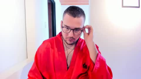 Snapshot of vito_ferrero chatting on 03/08/25, 02:40 Vito Ferrer online show from 03/08/25, 02:40