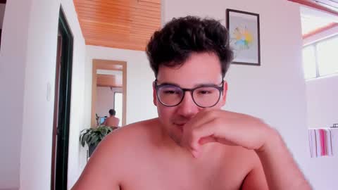 Snapshot of vito_ferrero chatting on 09/10/25, 05:57 Vito Ferrer online show from 09/10/25, 05:57