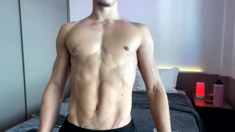 Snapshot of vitoraugustoxxx chatting on 10/21/25, 02:40 vitoraugustoxxx online show from 10/21/25, 02:40