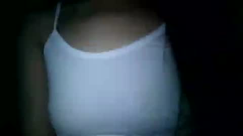 Snapshot of vitress23 chatting on 09/18/25, 07:32 vitress23 online show from 09/18/25, 07:32