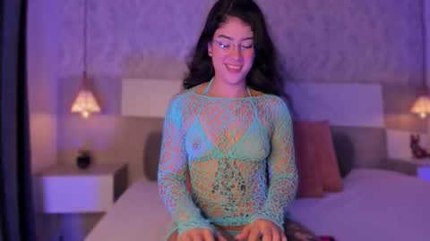 Vttoria online show from 03/20/26, 04:34