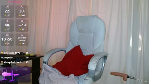 Snapshot of vittoria_lombardi07 chatting on 02/12/25, 05:48 VITTORIA online show from 02/12/25, 05:48