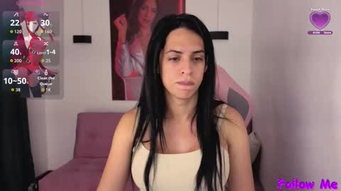 Snapshot of vittoria_lombardi07 chatting on 10/07/25, 08:11 VITTORIA online show from 10/07/25, 08:11