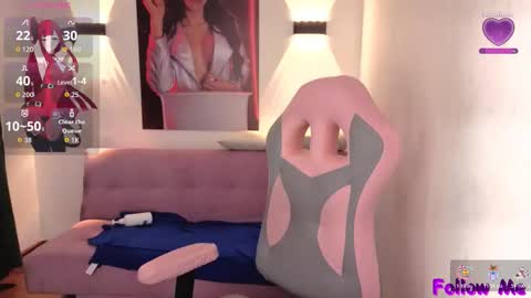 Snapshot of vittoria_lombardi07 chatting on 10/26/25, 07:25 VITTORIA online show from 10/26/25, 07:25