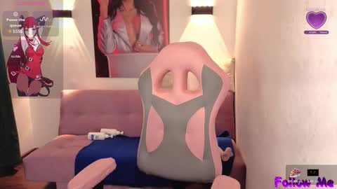 Snapshot of vittoria_lombardi07 chatting on 11/13/25, 08:02 VITTORIA online show from 11/13/25, 08:02