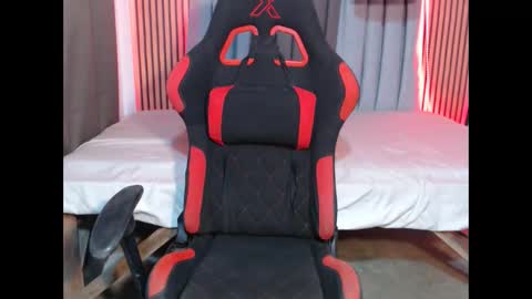 Kylie online show from 11/29/25, 09:23