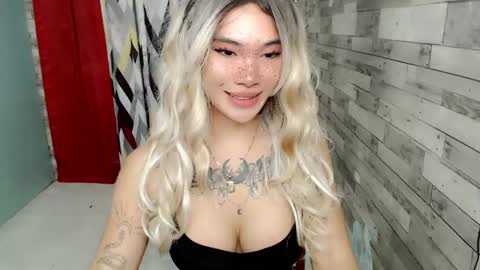 Snapshot of vivamaxgirls chatting on 12/21/24, 05:29 kim online show from 12/21/24, 05:29