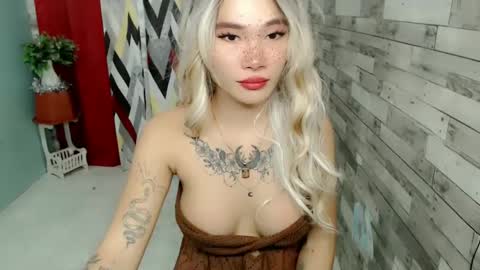 Snapshot of vivamaxgirls chatting on 12/23/24, 04:28 kim online show from 12/23/24, 04:28