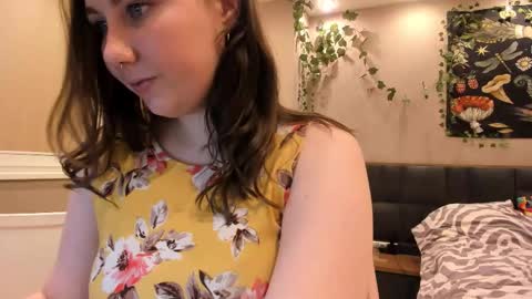 Snapshot of viverlove chatting on 11/07/25, 07:03 Viv online show from 11/07/25, 07:03