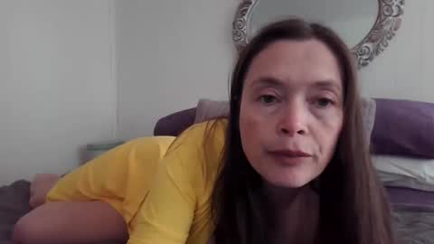 vivian online show from 12/16/24, 02:27