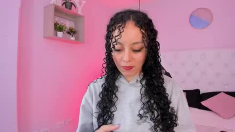 Vivi online show from 11/03/25, 03:30