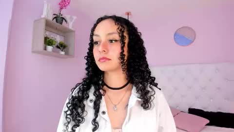 Vivi online show from 11/10/25, 02:54