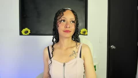 Vivi online show from 04/25/26, 03:53