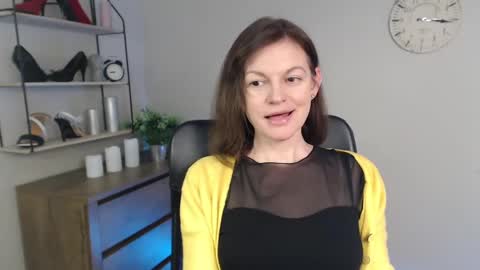 Vivian online show from 03/04/25, 10:13