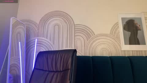 Vivian Evans online show from 04/09/26, 01:05