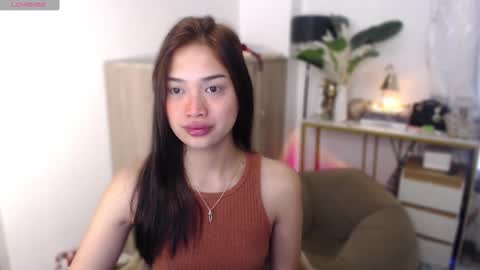 Vivian online show from 10/17/25, 12:36