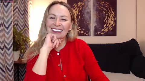 Vivian online show from 12/02/25, 04:35