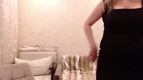 Vivian online show from 03/14/26, 04:01