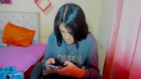 instagram Viviana73215 online show from 12/22/24, 12:27