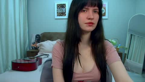 VivianCaro online show from 04/22/26, 07:26