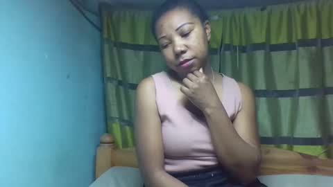 viviane0812 online show from 09/27/25, 04:01