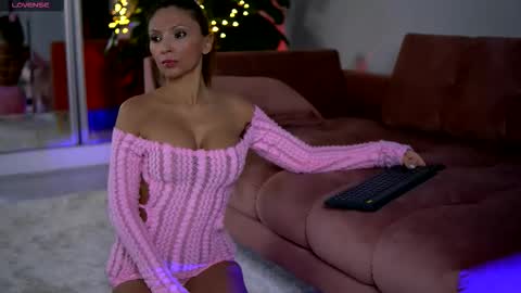 Vivi online show from 12/14/25, 09:19