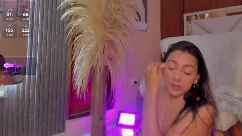 Snapshot of vivianne_scott chatting on 05/29/26, 02:26 Vivi online show from 05/29/26, 02:26