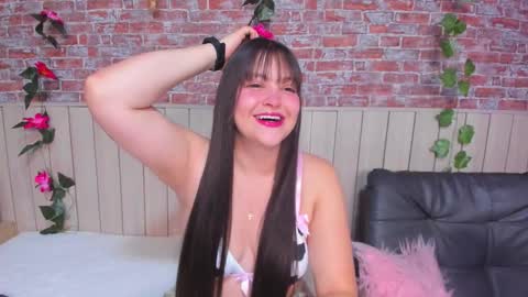 Vivian online show from 12/05/25, 12:14