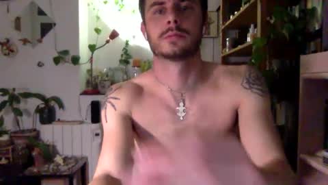 Viv online show from 03/01/25, 09:15