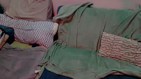 Viv online show from 12/01/25, 05:51