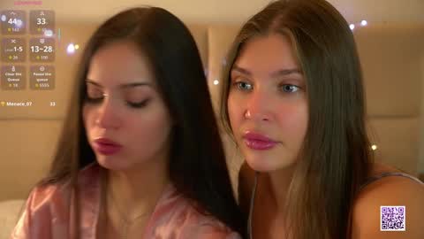 Nelly and Mari online show from 01/12/26, 07:02