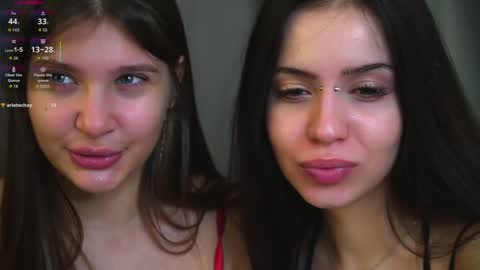 Nelly and Mari online show from 03/17/26, 07:23